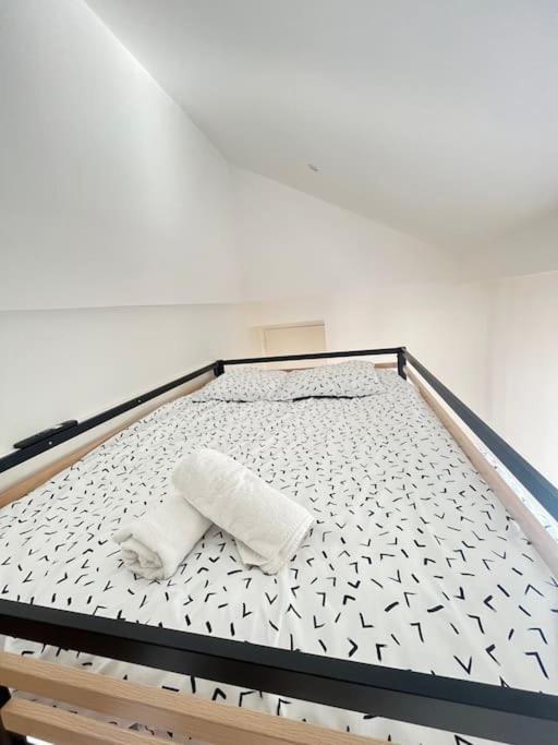 Banjul - Bel Appartement A ריימס מראה חיצוני תמונה